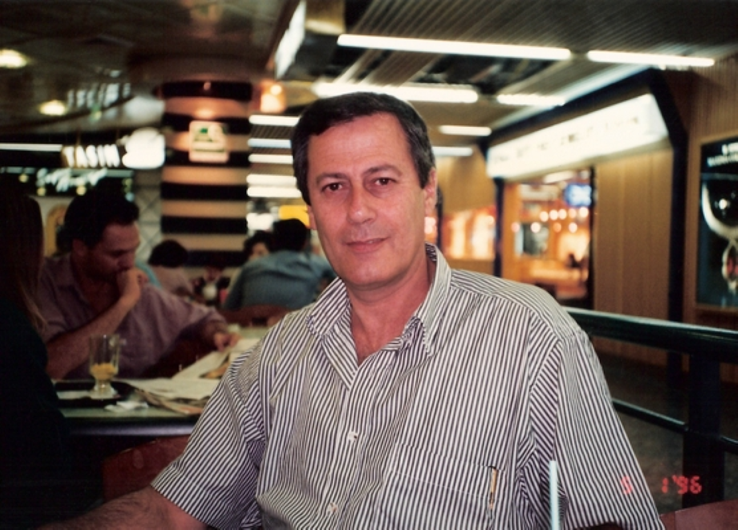 ������ ����� ����